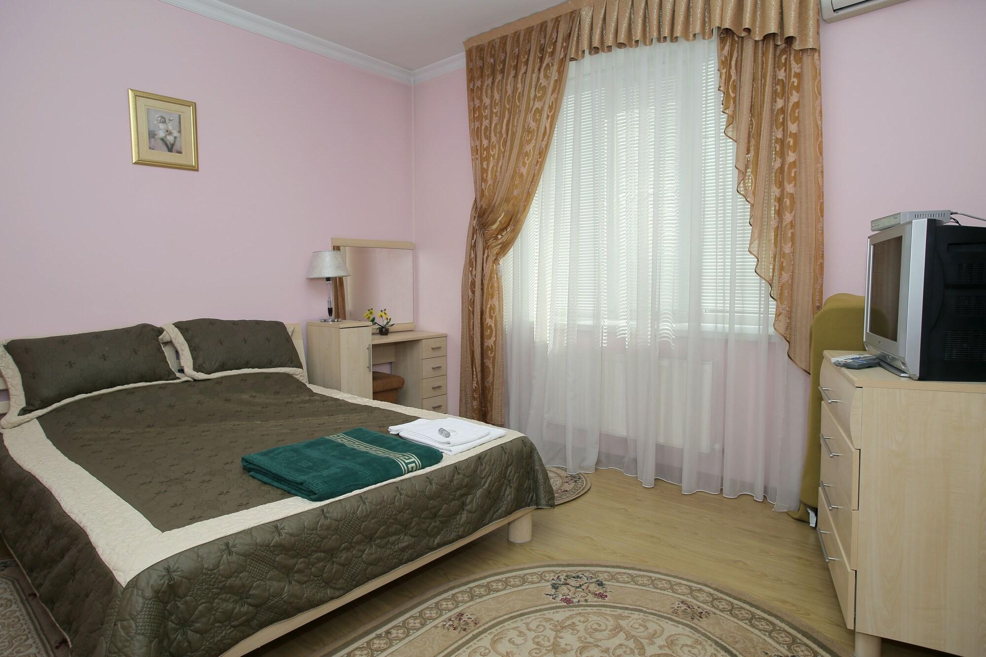 Majami Hotel Chisinau Exterior photo